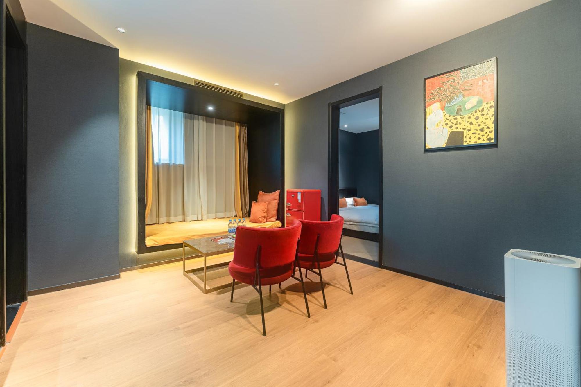 Hesu Designer Hotel & Suites -Near Xi'An Drum Tower And Yongning Gate -Free Laundry Luggage Storage -Kitty Cafe With Freshly Ground Coffee -24H Front Desk -English Service Eksteriør bilde