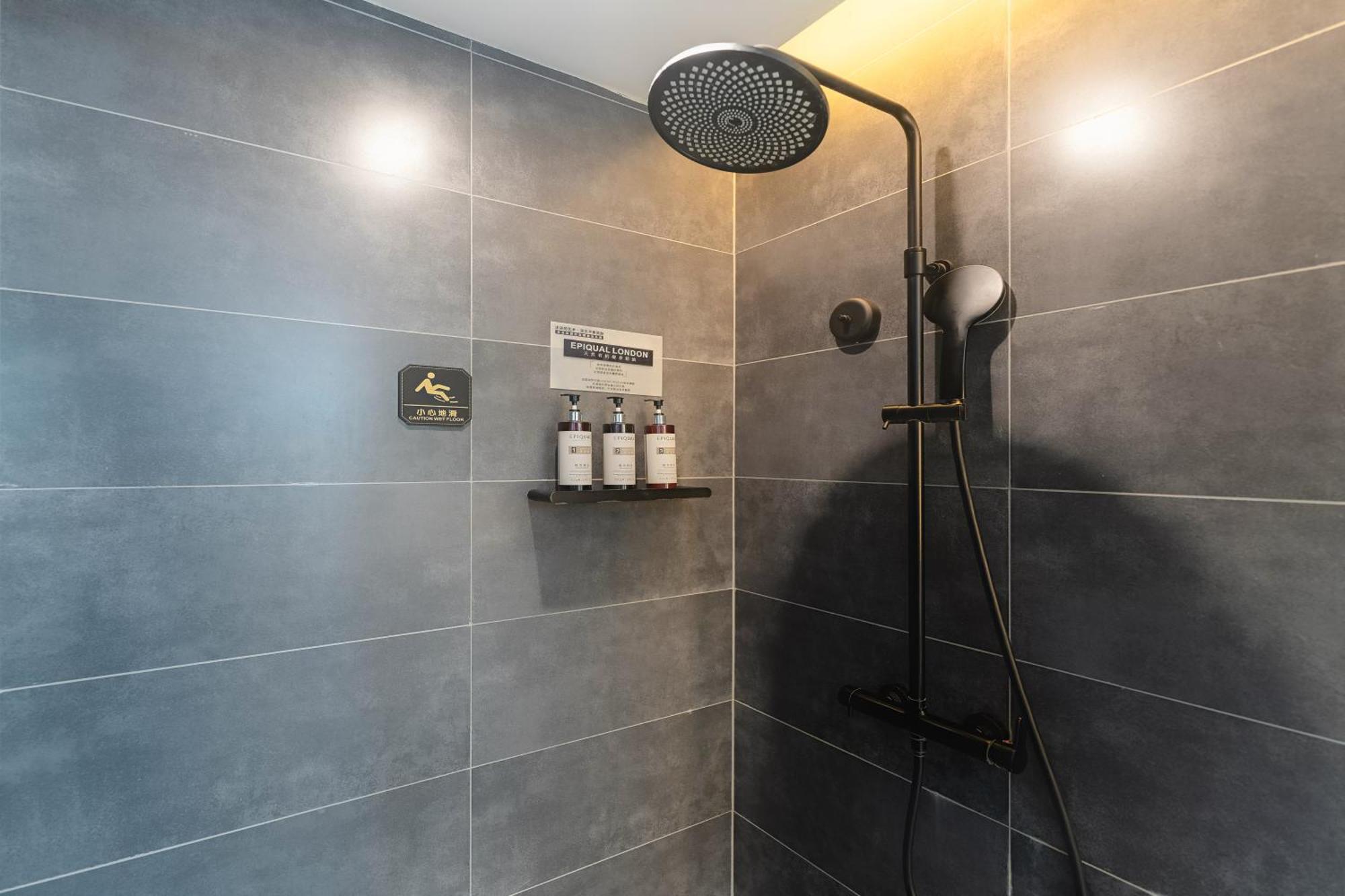 Hesu Designer Hotel & Suites -Near Xi'An Drum Tower And Yongning Gate -Free Laundry Luggage Storage -Kitty Cafe With Freshly Ground Coffee -24H Front Desk -English Service Eksteriør bilde