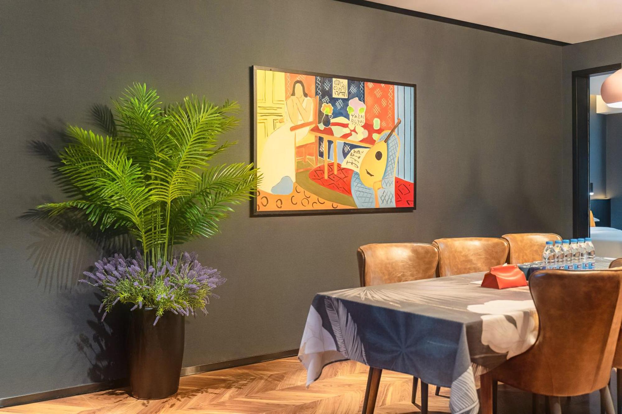 Hesu Designer Hotel & Suites -Near Xi'An Drum Tower And Yongning Gate -Free Laundry Luggage Storage -Kitty Cafe With Freshly Ground Coffee -24H Front Desk -English Service Eksteriør bilde